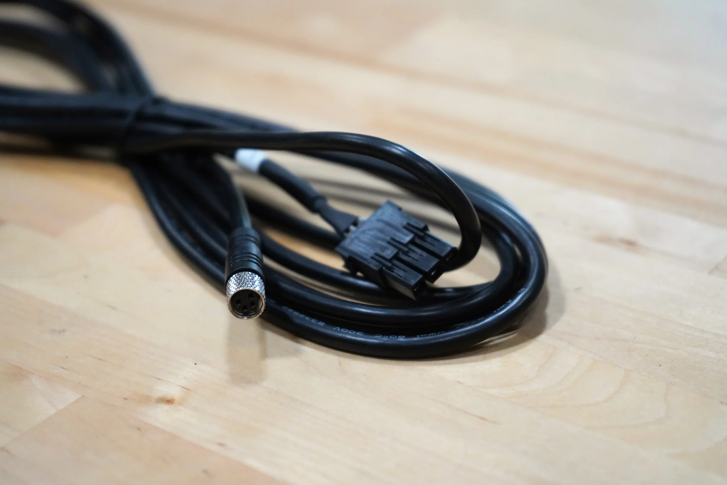 Genesis v1.6+ Vacuum Pump Cable - Image 3